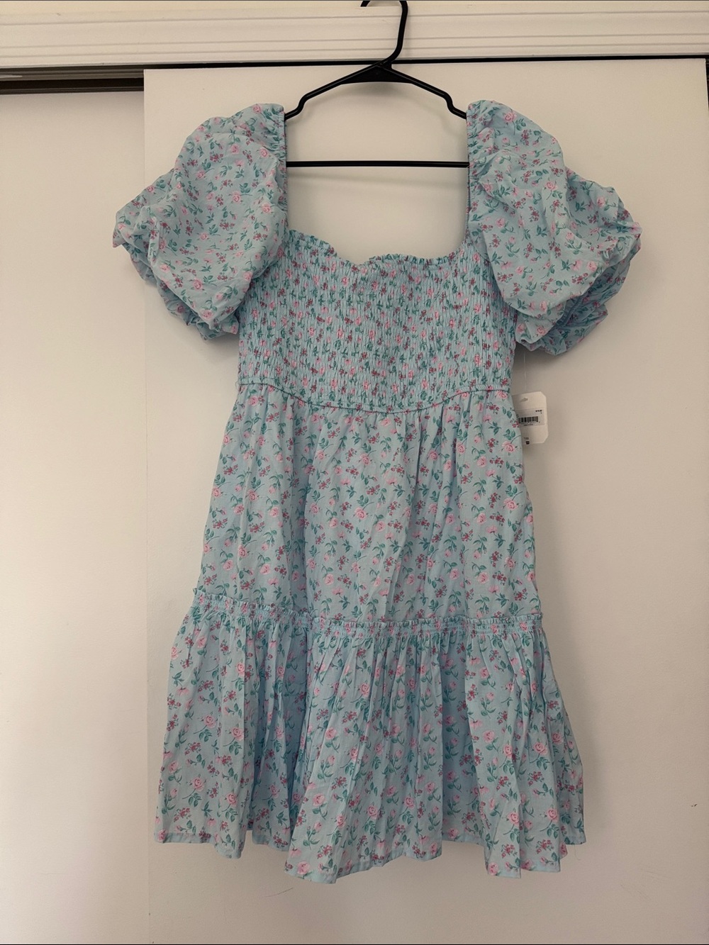 Women’s Light Blue Floral Smocked Puff-Sleeve Dress